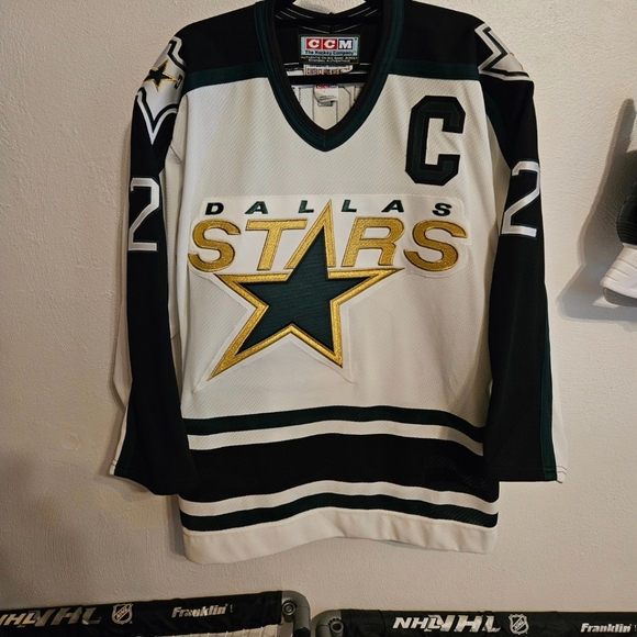 Rare Vintage Dallas Stars Captain Derian Hatcher Authentic CCM OnIce Game Jersey - Picture 4 of 8